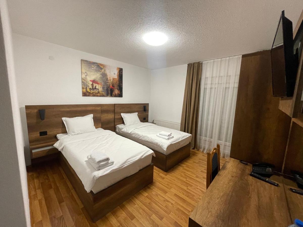 Bici Resort Dobrosin Exterior photo